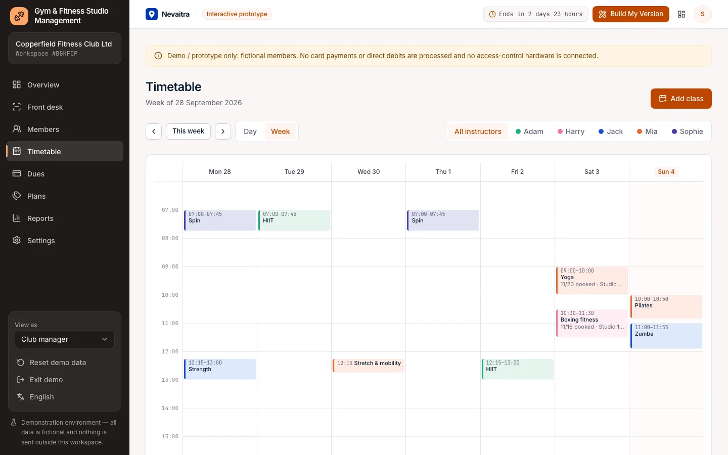 Weekly class timetable per instructor with booked places